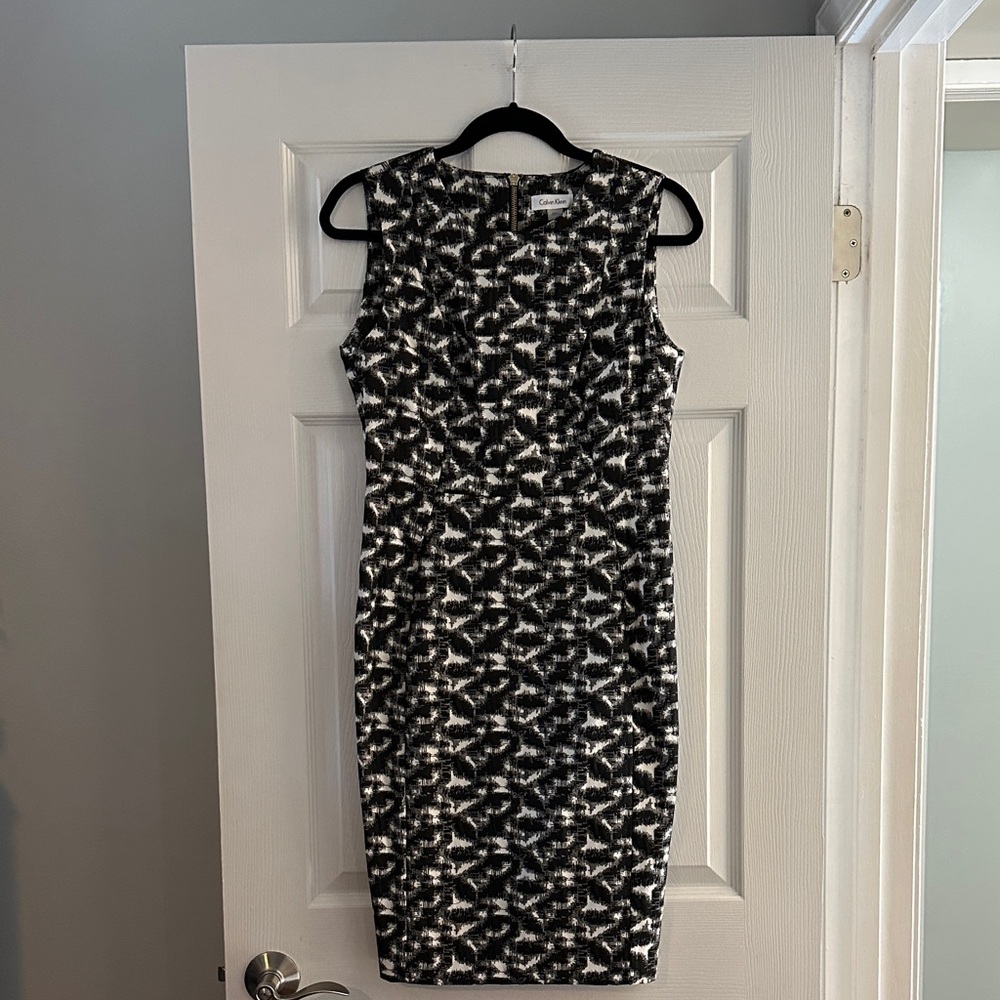 Calvin Klein Monochrome Abstract Midi Dress